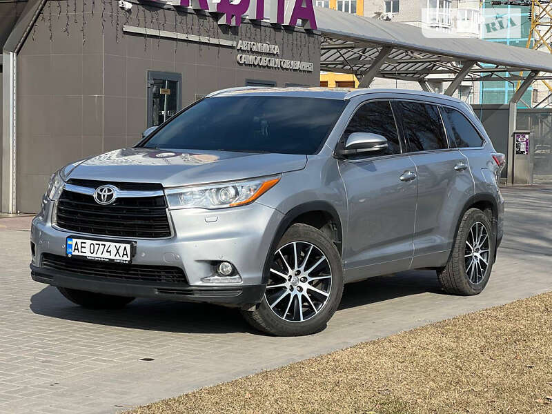 2014 toyota highlander