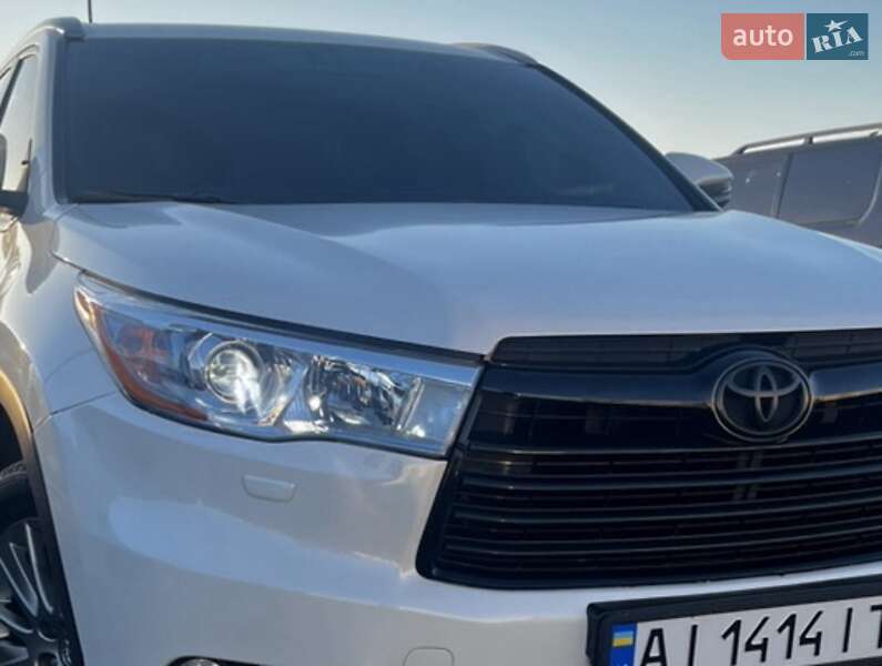 2014 toyota highlander