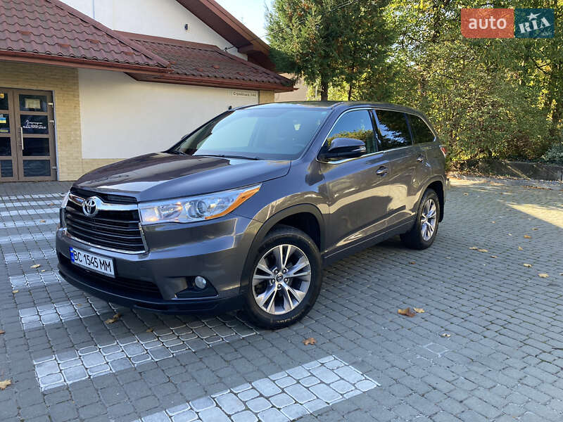 2016 toyota highlander