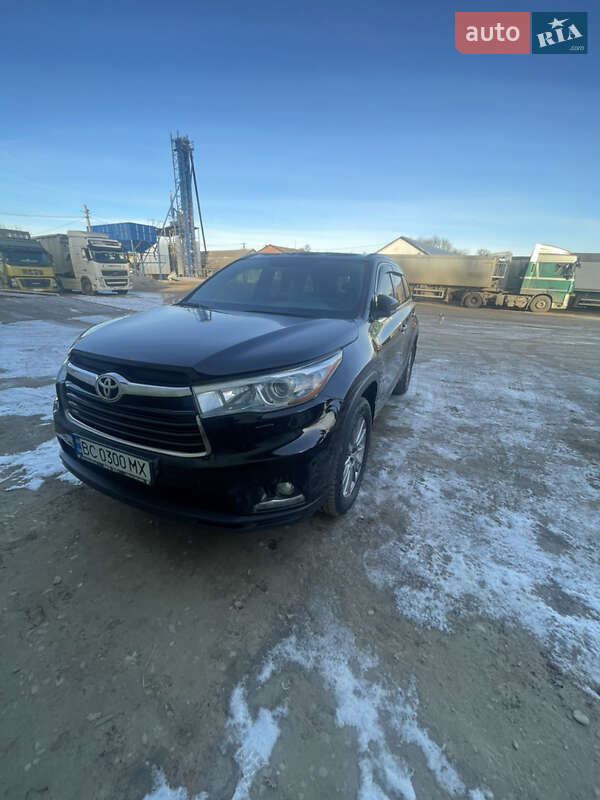 2014 toyota highlander