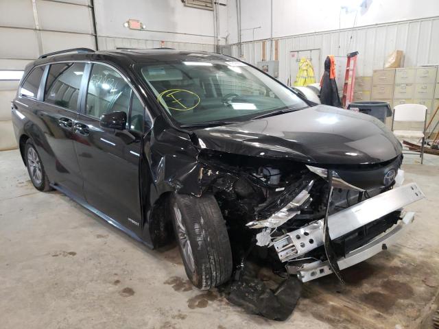 2021 toyota sienna le