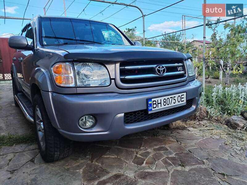2002 toyota sequoia