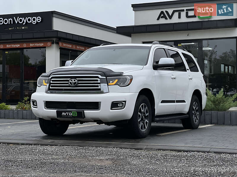 2016 toyota sequoia