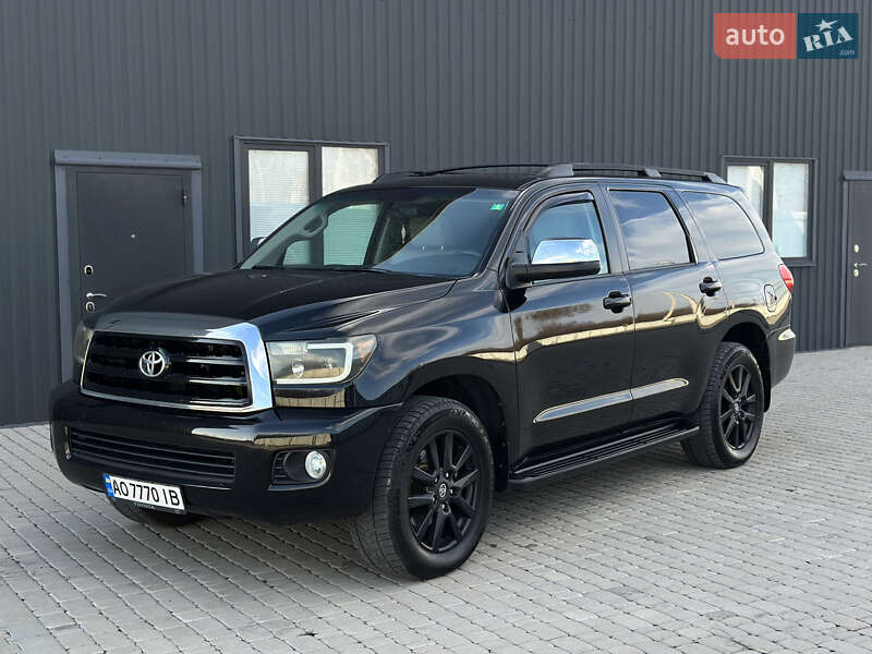 2015 toyota sequoia