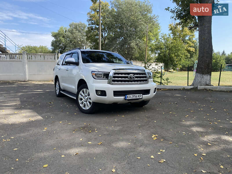 2008 toyota sequoia