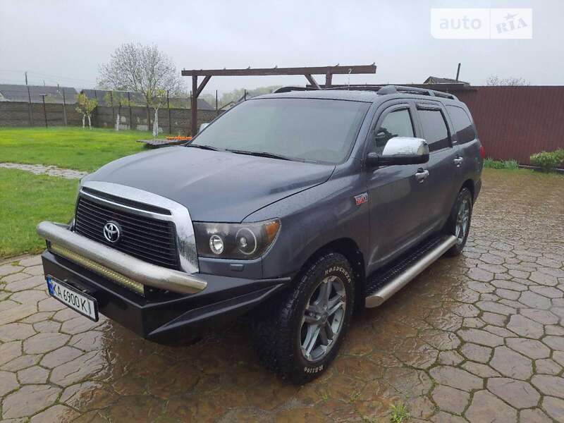 2008 toyota sequoia