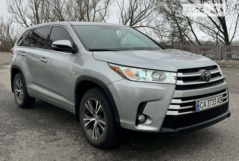 2018 toyota highlander