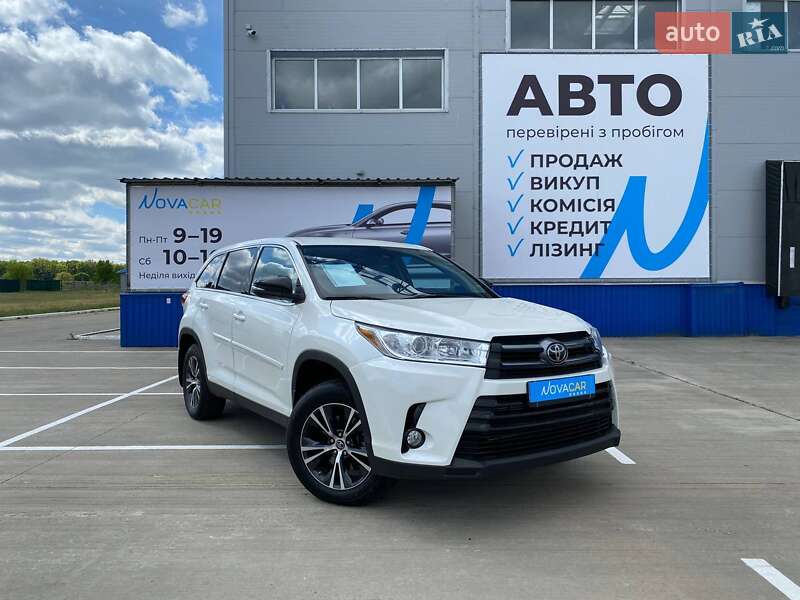 2018 toyota highlander