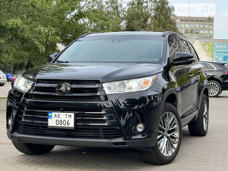 2017 toyota highlander