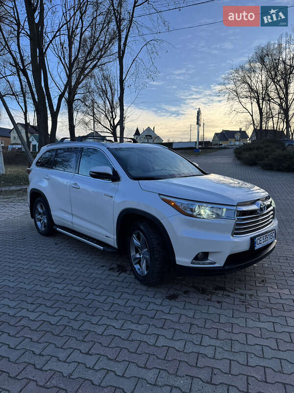 2016 toyota highlander