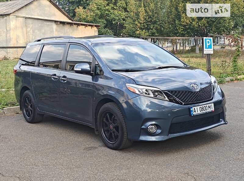 2015 toyota sienna