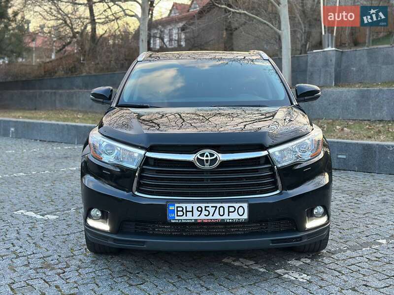 2016 toyota highlander