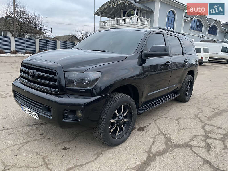 2012 toyota sequoia