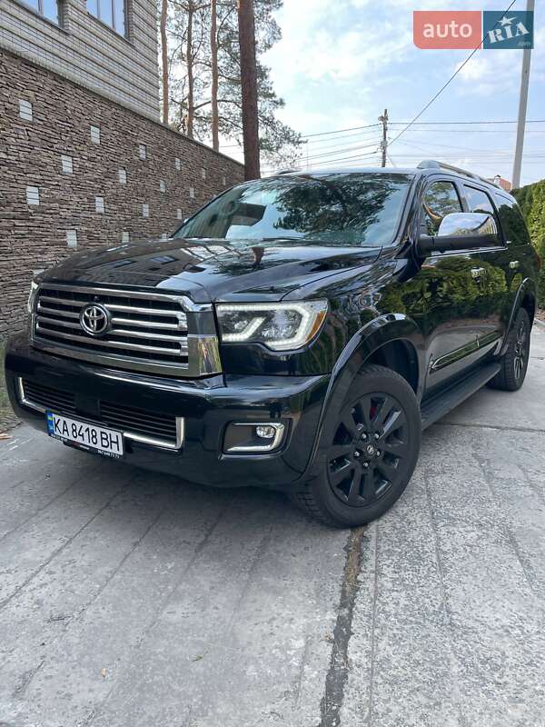 2019 toyota sequoia