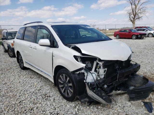 2018 toyota sienna le