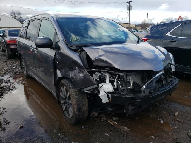 2019 toyota sienna xle