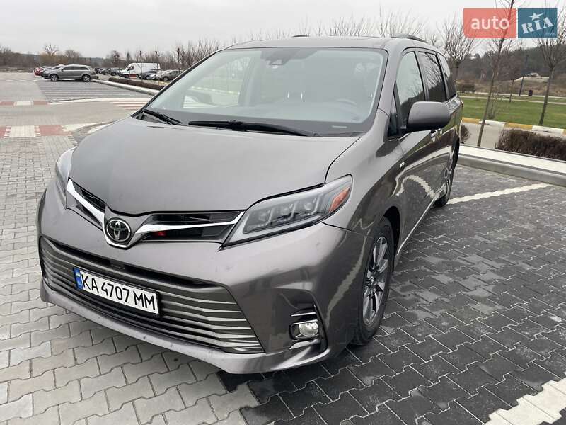 2019 toyota sienna