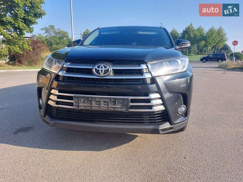 2017 toyota highlander