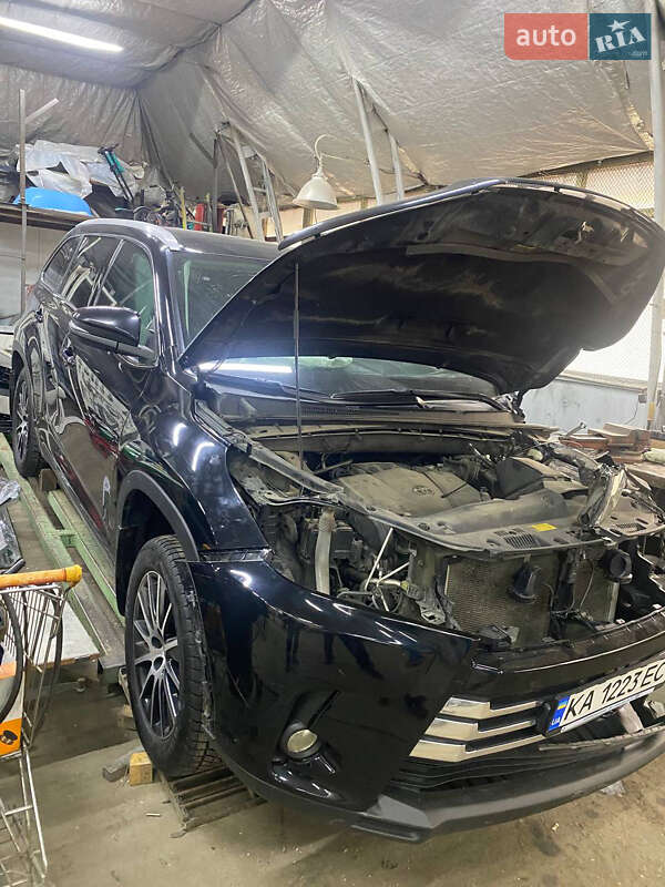 2018 toyota highlander