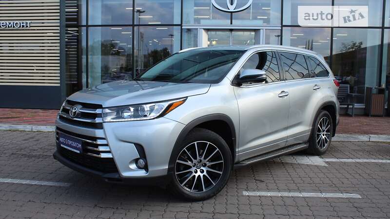 2019 toyota highlander