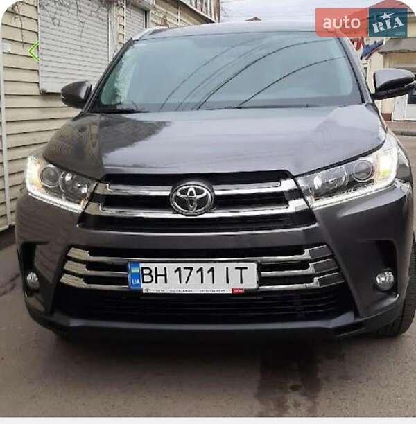 2019 toyota highlander
