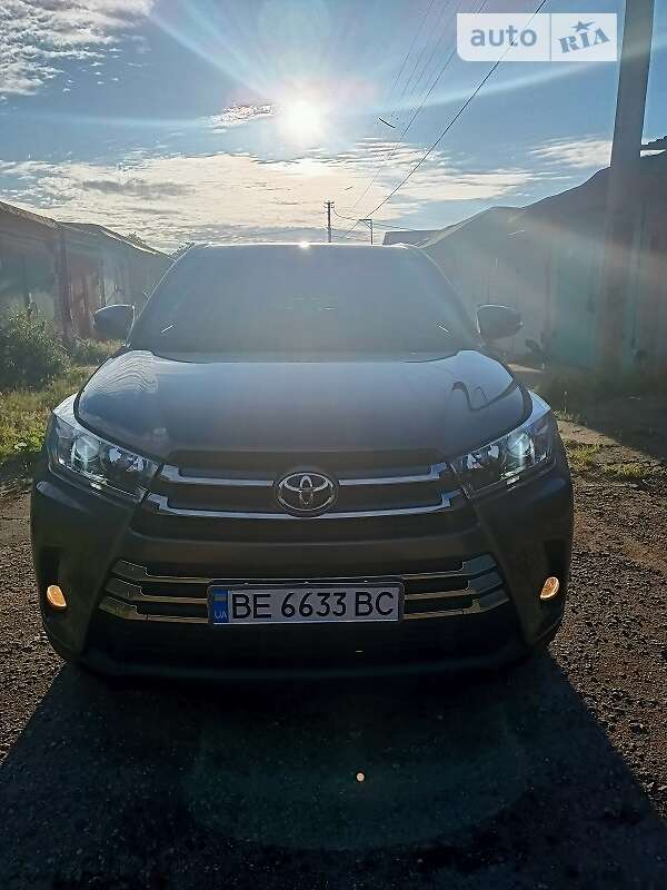 2019 toyota highlander