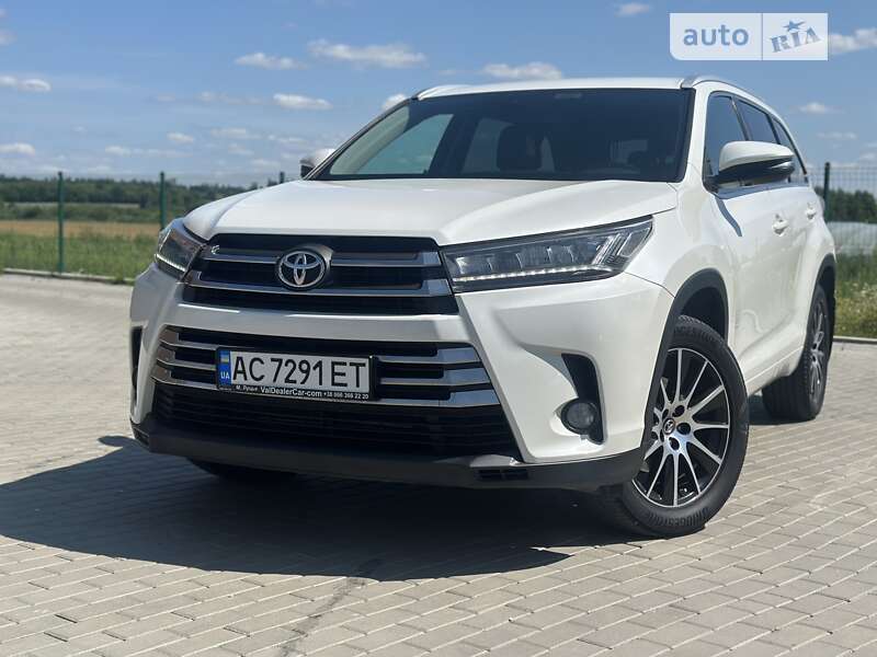 2018 toyota highlander