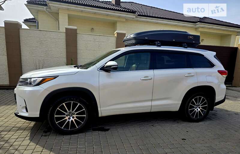 2019 toyota highlander