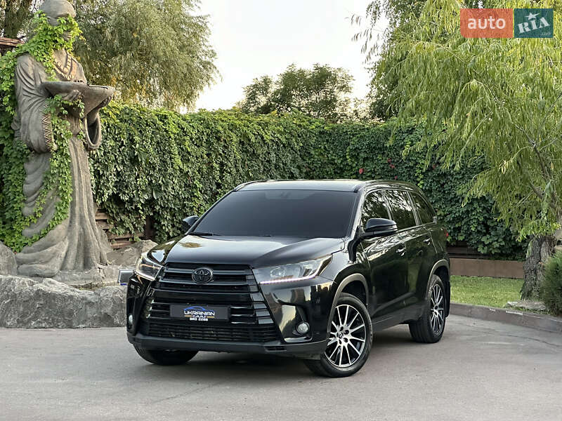 2018 toyota highlander