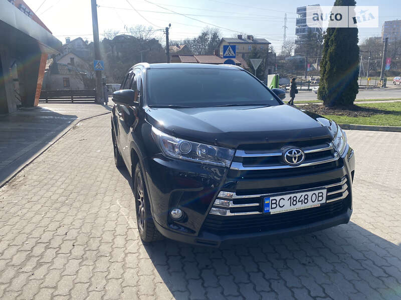 2019 toyota highlander