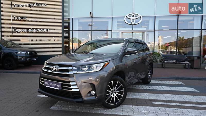 2018 toyota highlander