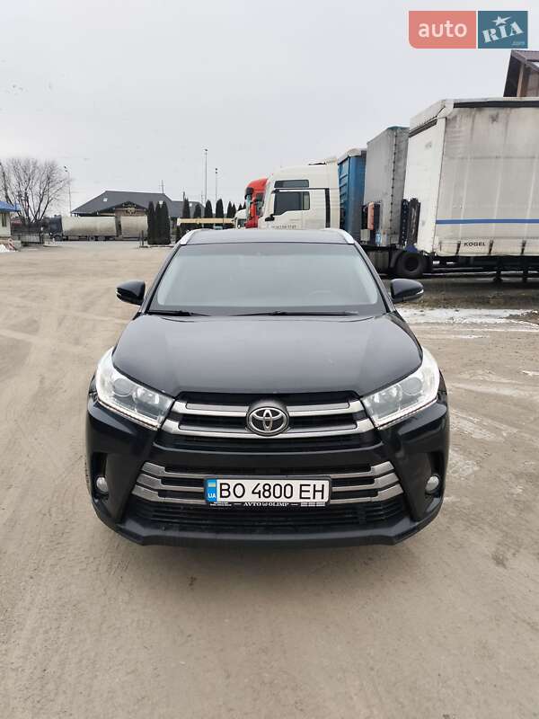 2017 toyota highlander