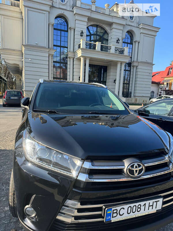 2019 toyota highlander