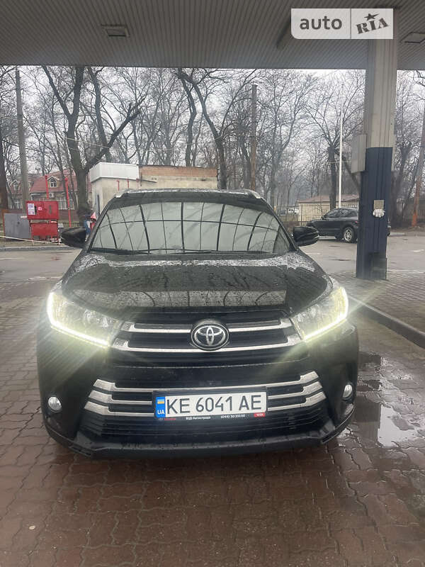 2019 toyota highlander