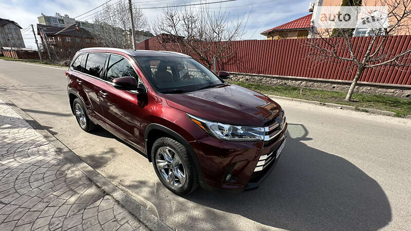 2017 toyota highlander