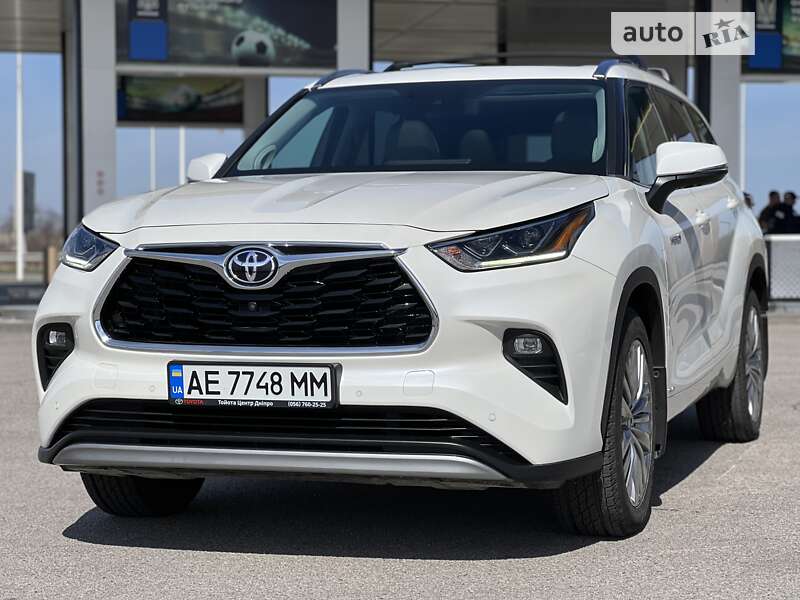 2020 toyota highlander