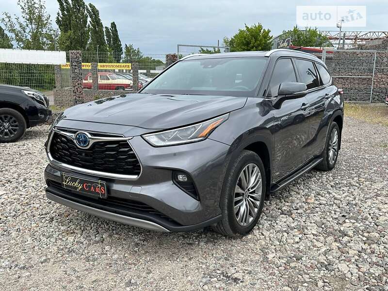 2021 toyota highlander