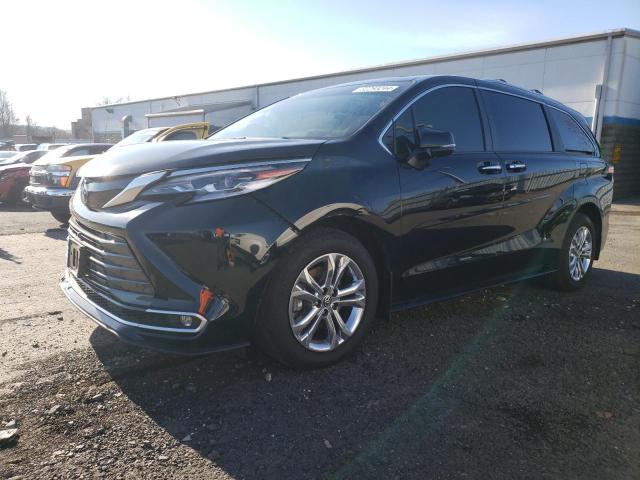 2023 TOYOTA Sienna