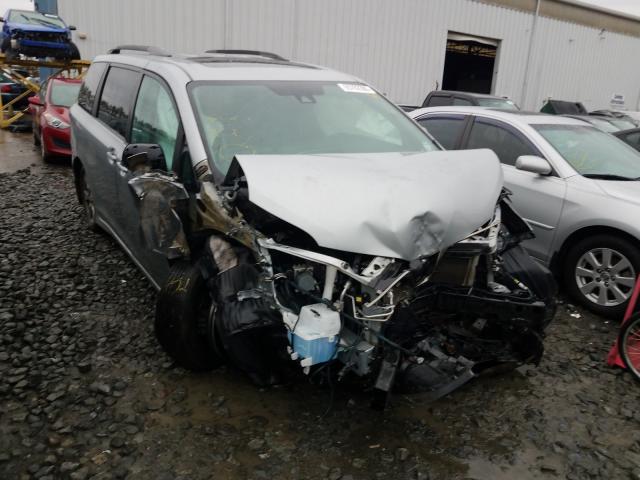2018 toyota sienna se