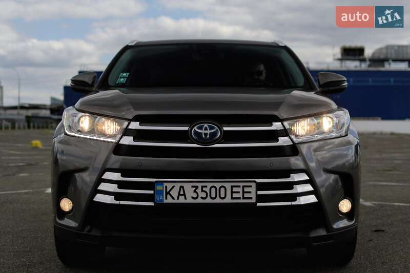 2018 toyota highlander hybrid