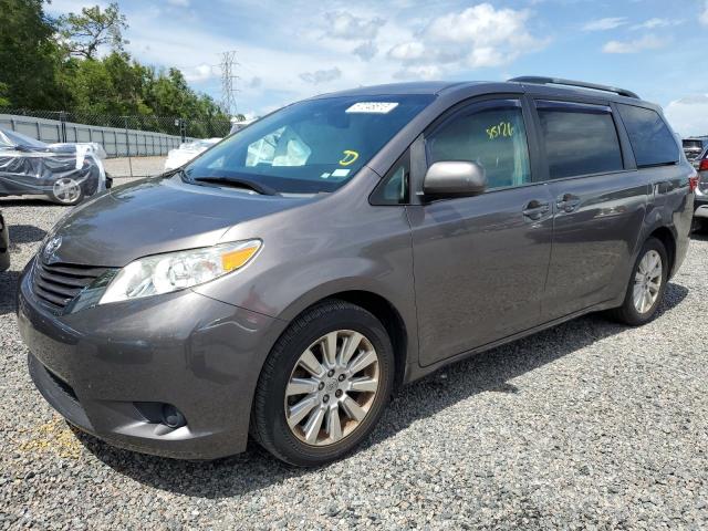 2015 toyota sienna le