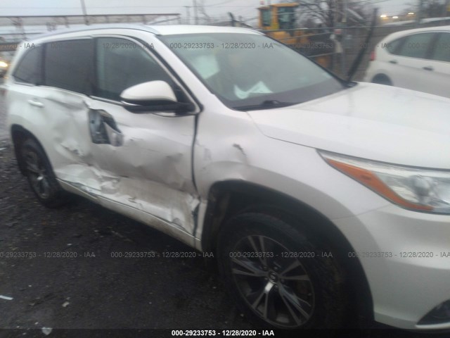 2016 toyota highlander