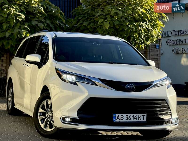 2021 toyota sienna