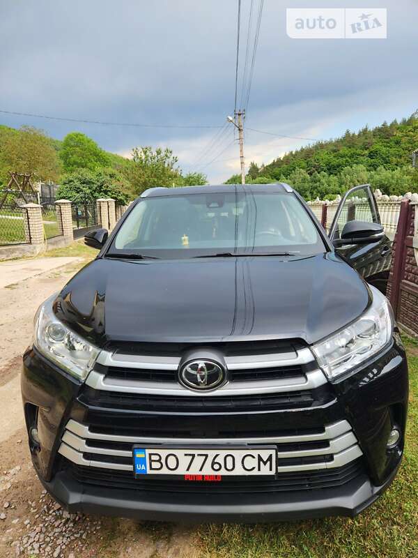 2017 toyota highlander