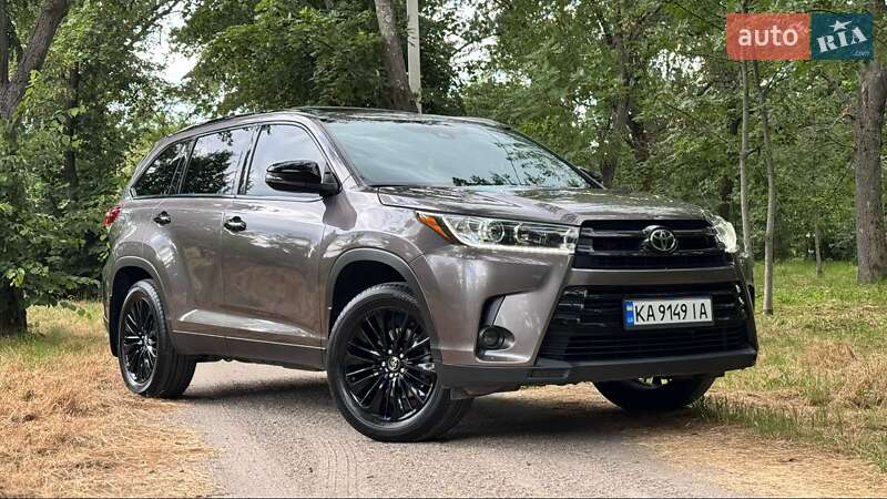 2019 toyota highlander