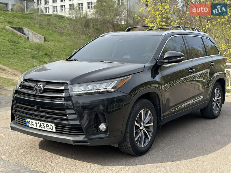 2018 toyota highlander