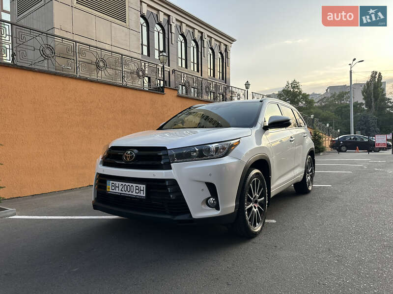 2018 toyota highlander