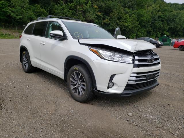 2017 toyota highlander
