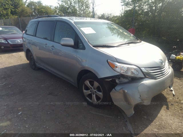 2016 toyota sienna