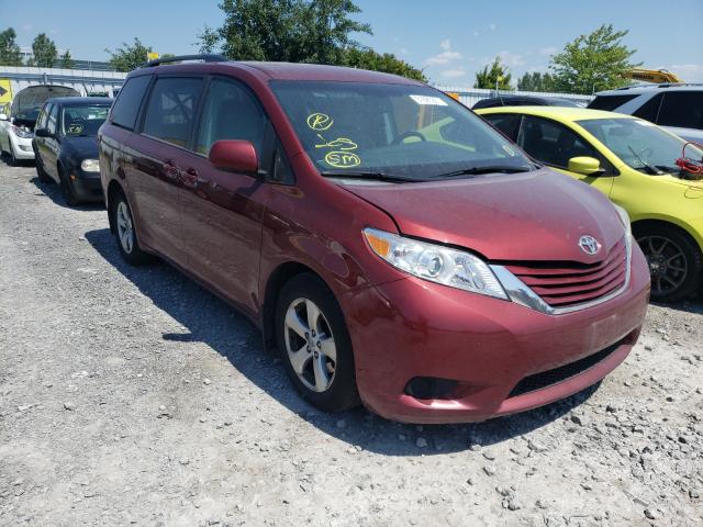 2015 toyota sienna le